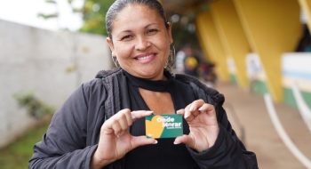 Goiás Social entrega quase 300 cartões nesta quarta-feira